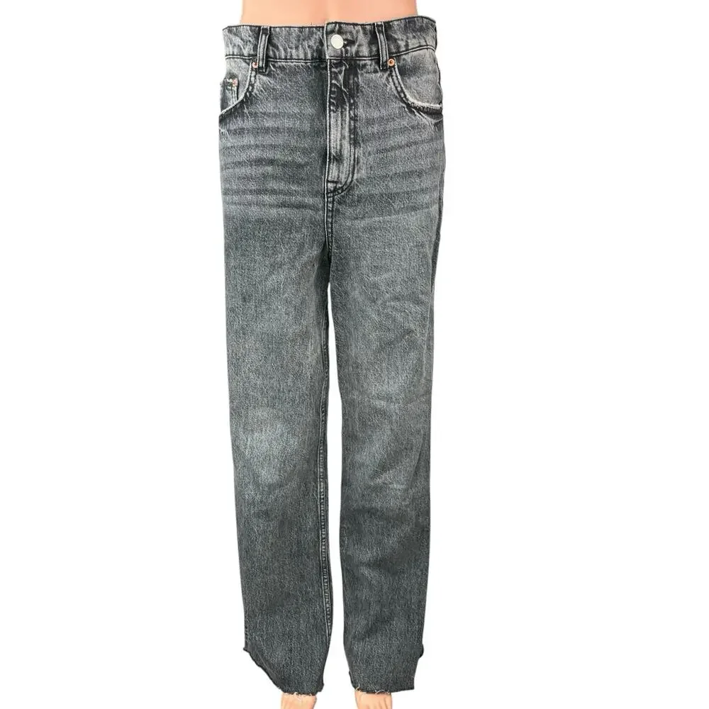 Zara Women's Gray Washed High Waisted Raw Hem Straight Leg Denim Jeans Size 4